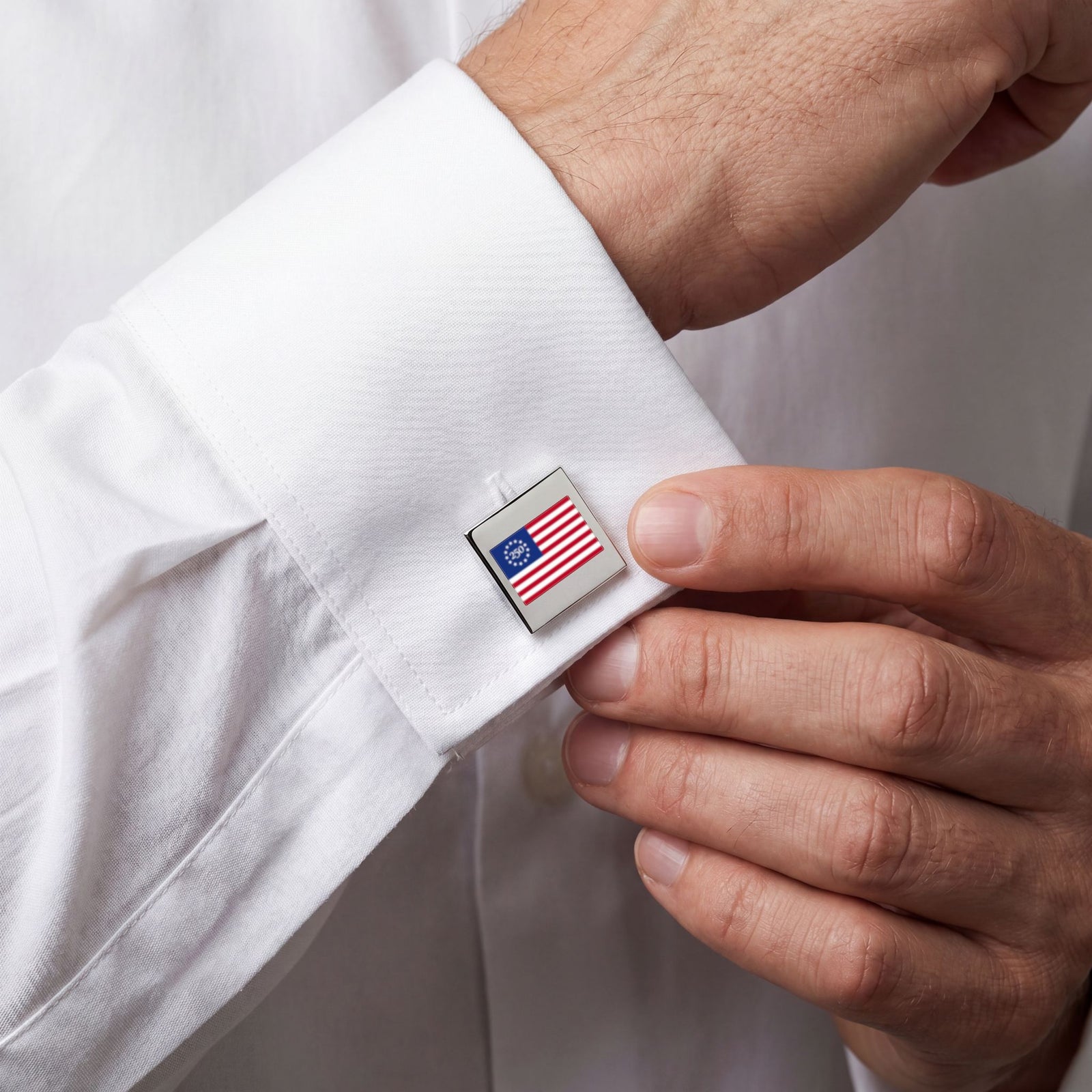 Gold 250th Anniversary American Flag Cufflinks — Betsy Ross 13-Star Patriotic Accessory - 4LibertyShop.com